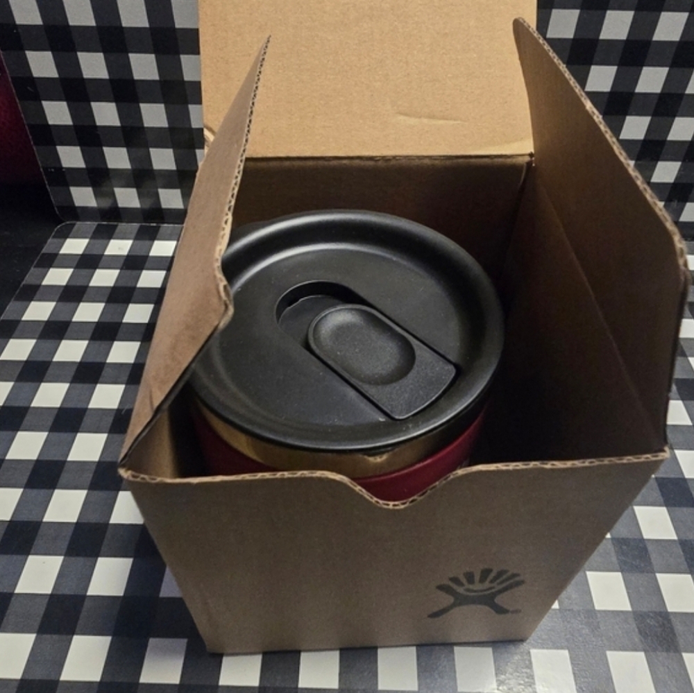 Hydro Flask Red Mug - Picture 5 of 7